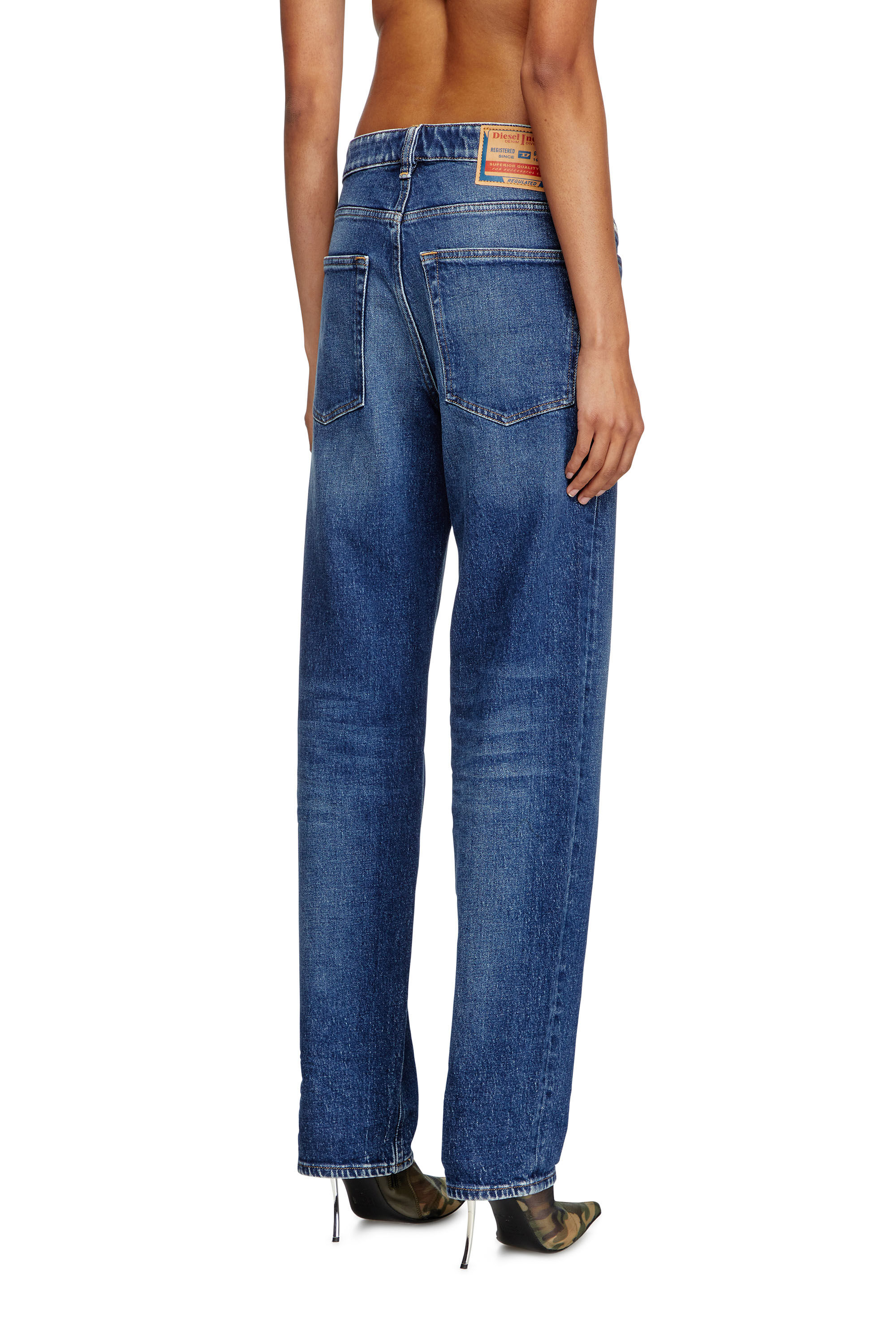 Diesel - Woman's Regular Jeans 1988 D-Ark 09L21, Medium blue - 4